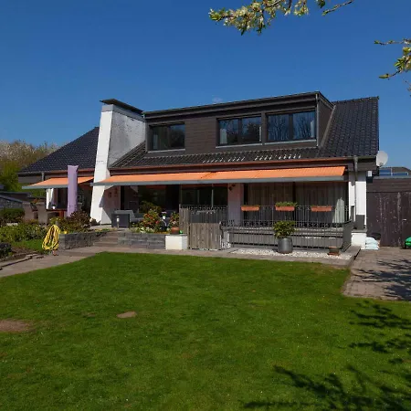 公寓 Large Close To Kleve And Goch With Private Terrace