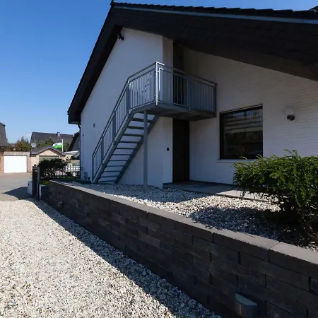 公寓 Large Close To Kleve And Goch With Private Terrace 韦策