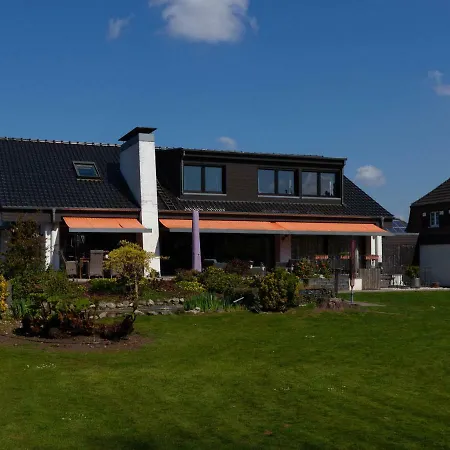 公寓 Large Close To Kleve And Goch With Private Terrace